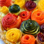 Zucchini and carrots roses tart