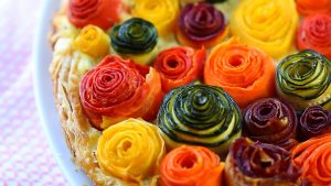 Zucchini and carrots roses tart