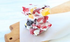 Berry Frozen Yogurt Bark