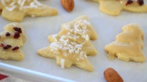 Almond Christmas Cookies
